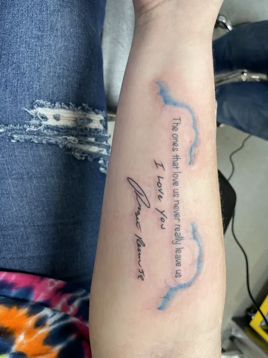 Flying Ferret Tattoo & Piercing 4