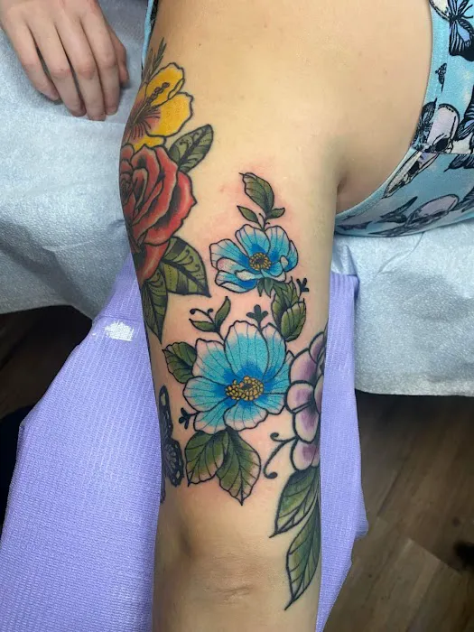 Abaddon Studio Tattooing & Piercings 5