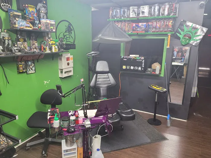 Out The Gutter & Inklife.co LLC Tattoos & body piercing 3