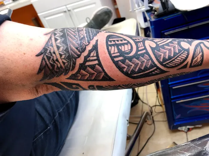 Hot Rod INKIN' Tattoos, Piercing & Permanent Cosmetics 4
