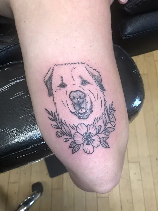 Alex Quinn Tattoos 6