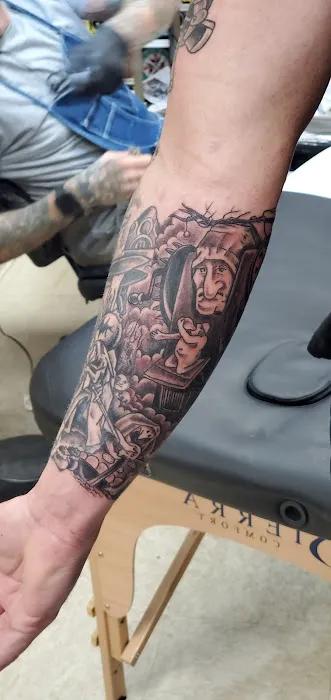 IRON HAND TATTOO 8