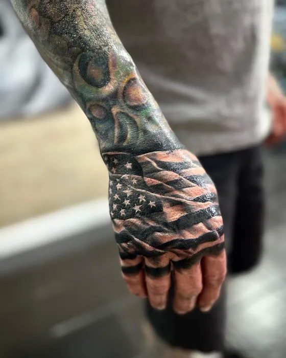 Still Under Ink 0