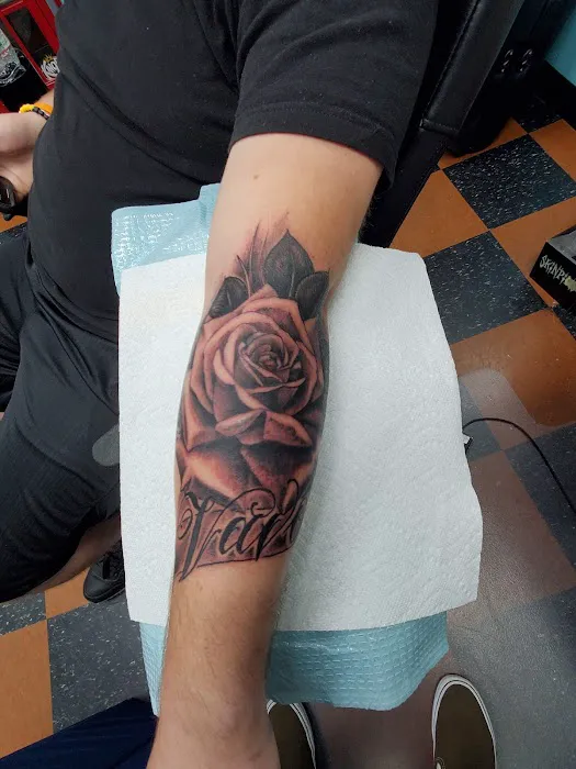 Fall River Tattoo Co 3