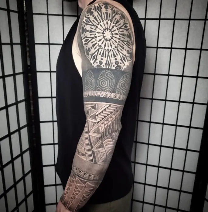 Noble Thorn tattoo room 8