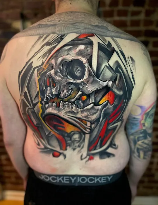 Battlefield Piercing and Tattoo 8