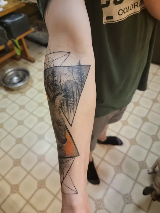 Andromeda Tattoo and Arts 2