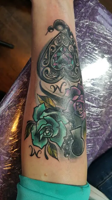 Artisan Ink Body Art Studio 6