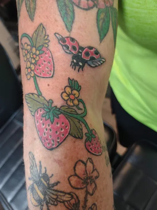 Main Street Tattoo Parlor 5