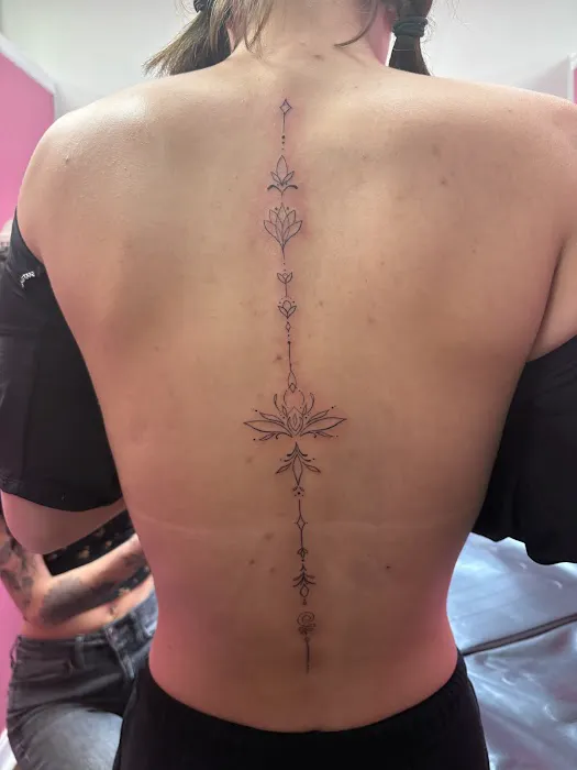Elegance Piercing & Tattoo Inc. 3