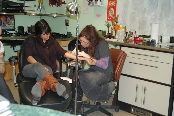 Medusa Tattoo Studio 9