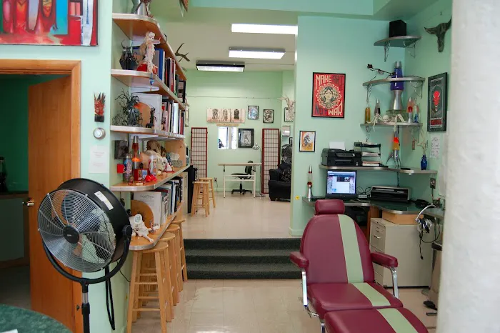 Medusa Tattoo Studio 4