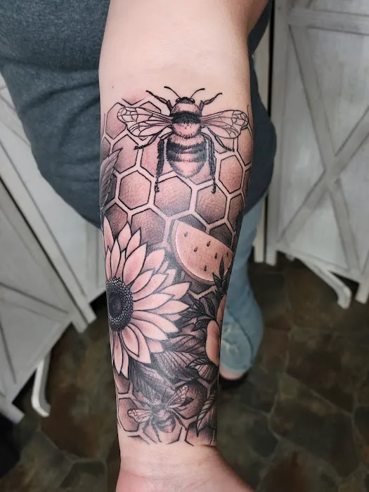 The Silver Fox Tattoo Studio 9