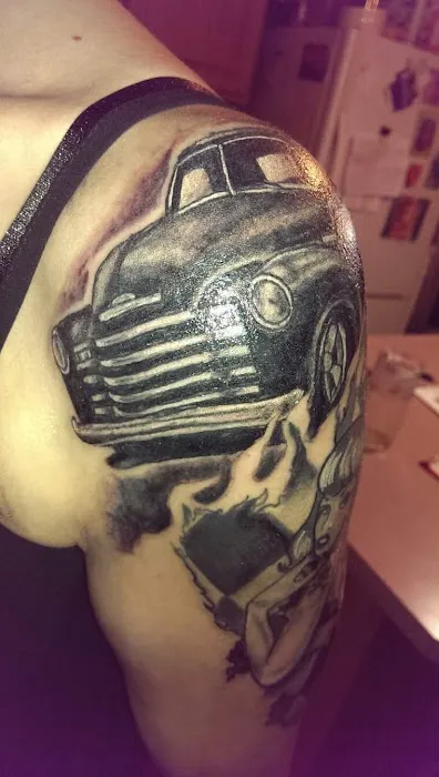 Electric Zombie Tattoo And Piercing 4