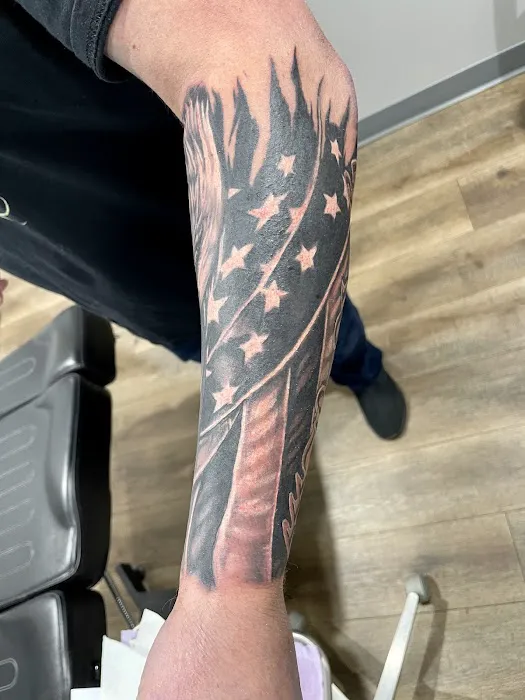 Big Ink Tattoo & Piercing 2