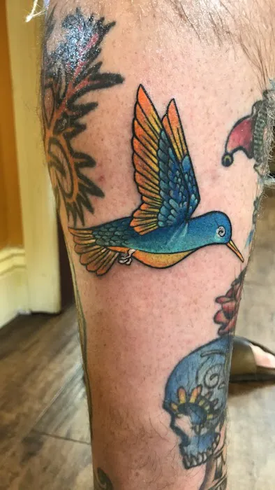 Local Color Tattoos and Piercings 5