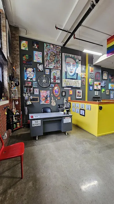 i Am Art Tattoo & Piercing 1