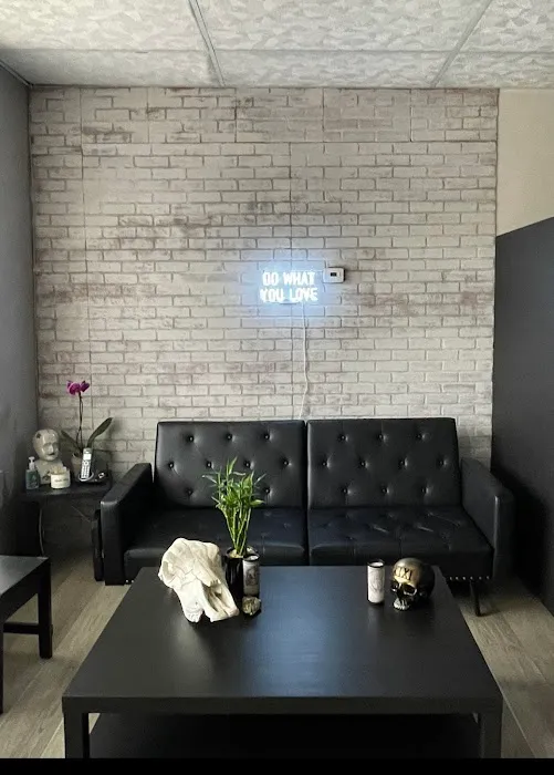 XI XI Tattoo Studio 0