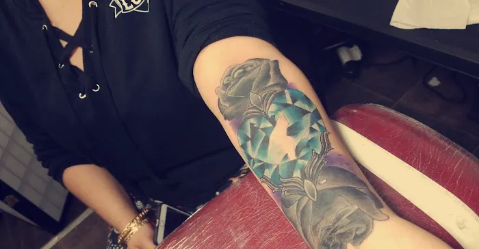 Inked In 2 Tattoo & Piercing Studio 1