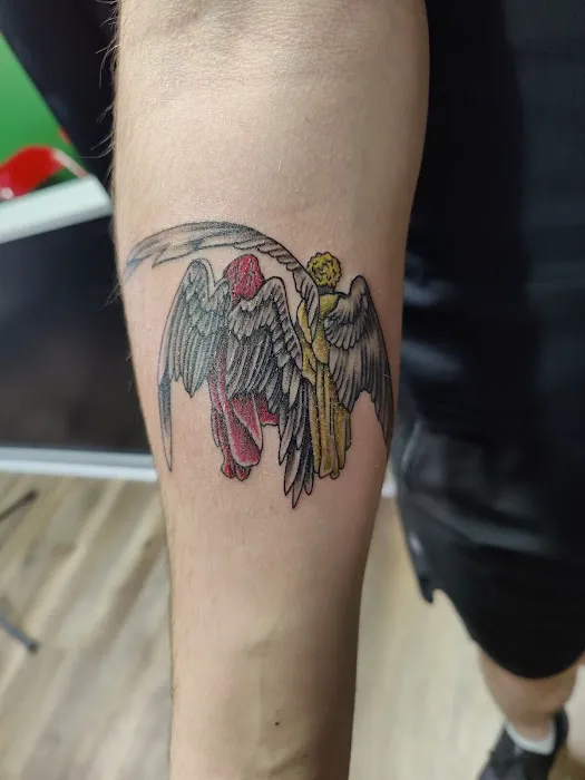 Darkline Tattoo Studio 0