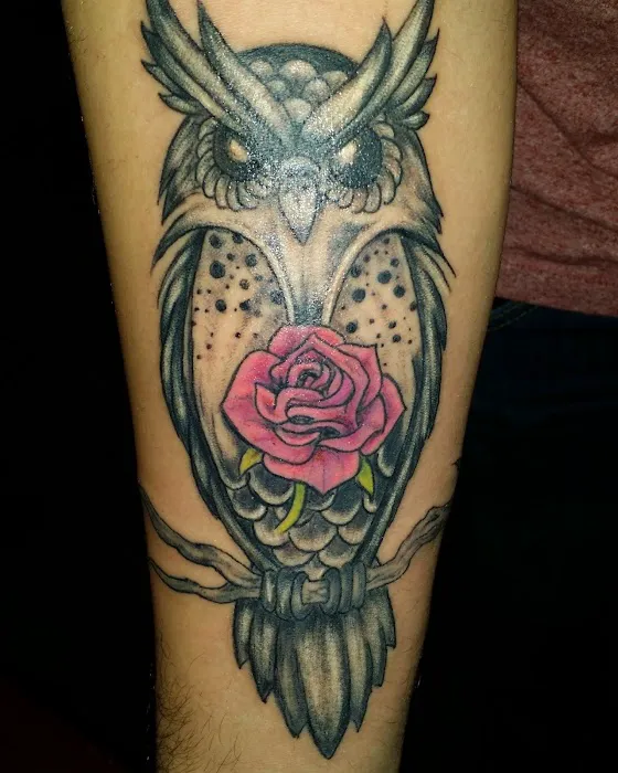 Axonic Inkworks Custom Tattoo Studio 3
