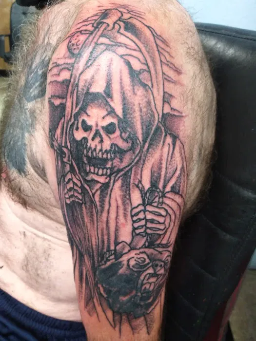 Kabloom Tattoo Studio 1