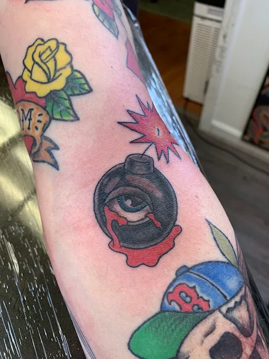 Indelible Ink Tattoo Studio 4