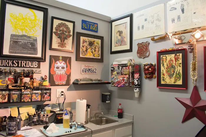 Darkstar Tattoo and Body Piercing 1
