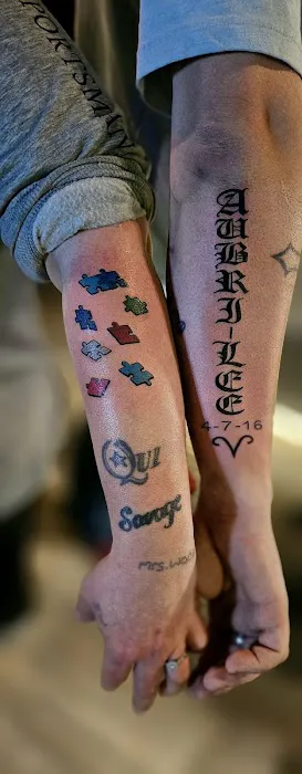 Sign of life tattoo studio 8