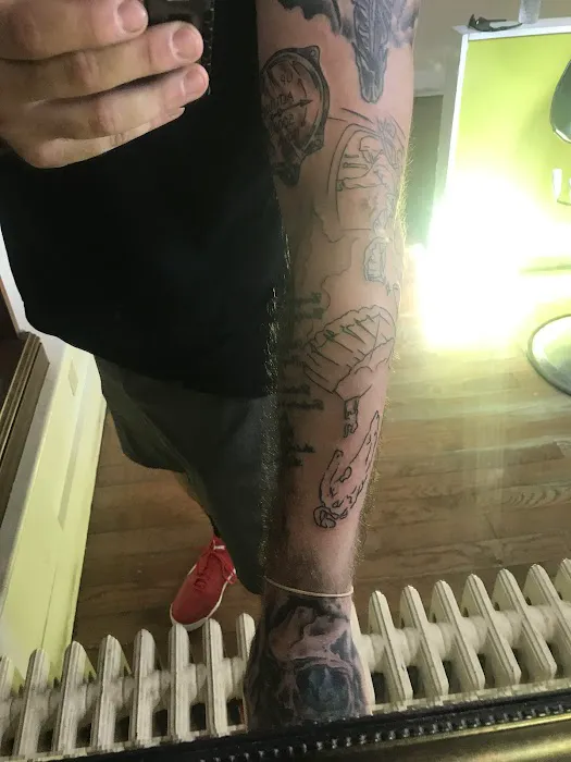 Wolf & Bee Tattoo 3
