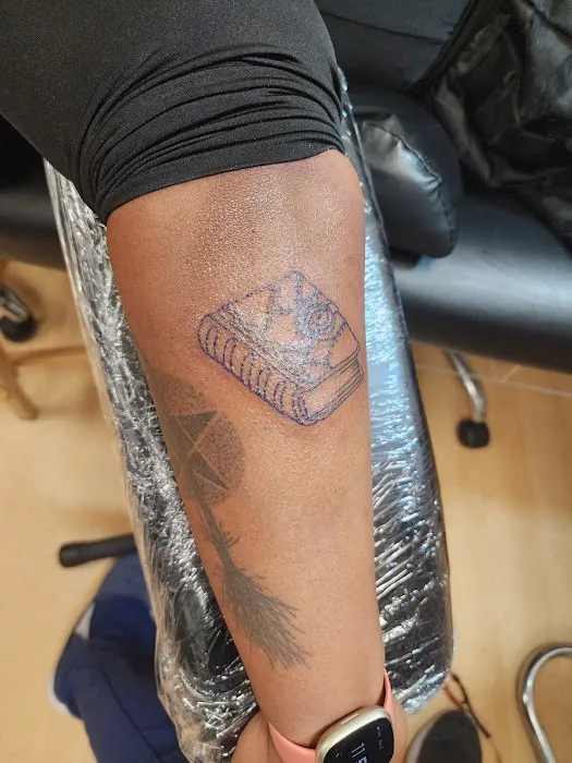 Ink Pot Tattoo Studio 3