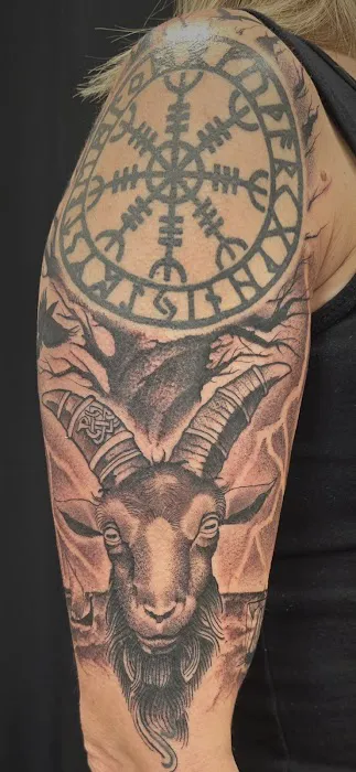 Mike Graciale's Tattoo Studio 1