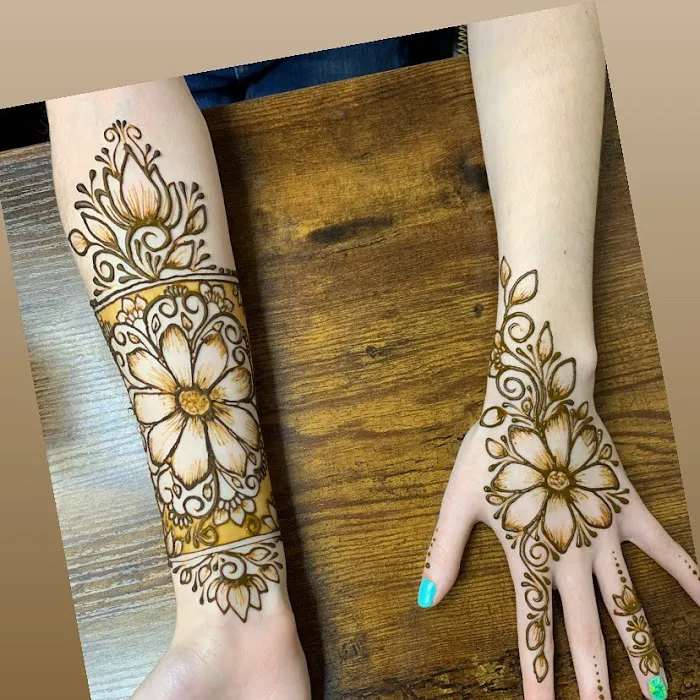 Wicked Good Henna 1