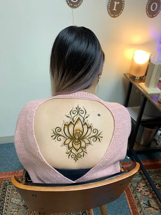 Wicked Good Henna 8