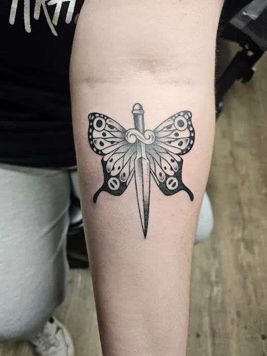 Blvck Rose Tattoo 9