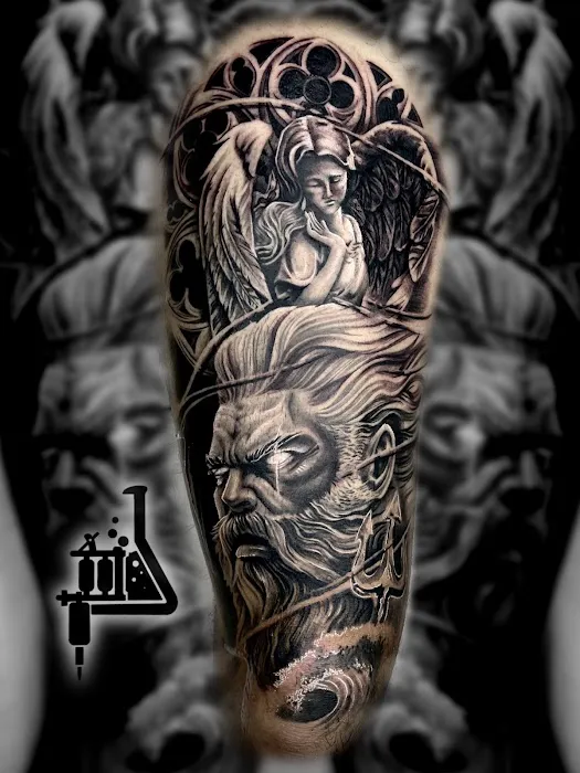 The Tattoo Lab 9