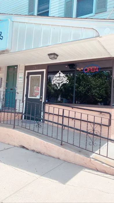 4MileZ Tattoo Studio 3
