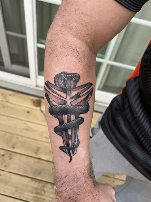 The Artisan Tattoo 4