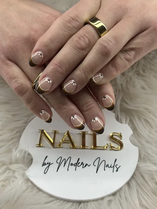 MODERN NAILS 0