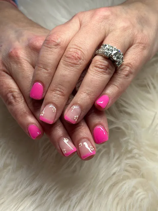 MODERN NAILS 6