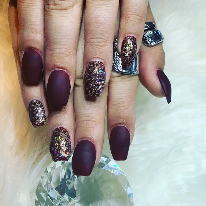 MODERN NAILS 9