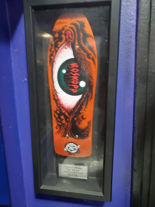 The Creature's Den tattoos, piercing and more 5