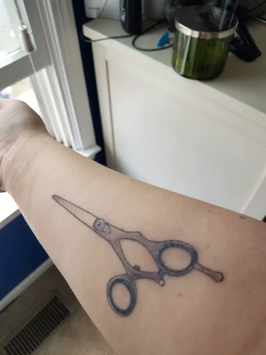High Rollers Tattoo Studio 7