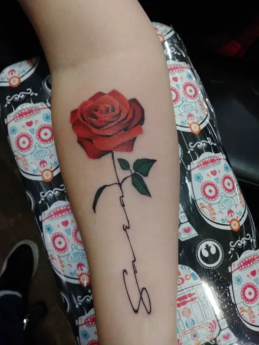 Hocus Pocus Tattoo Piercing & Permanent Makeup 4