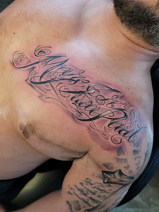 Twisted Tattoo And Piercings 4