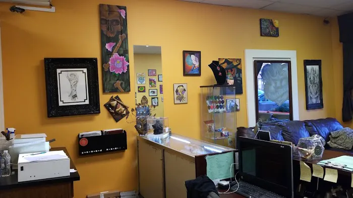 Hydravolve Studios Tattoo and Body Piercing 2