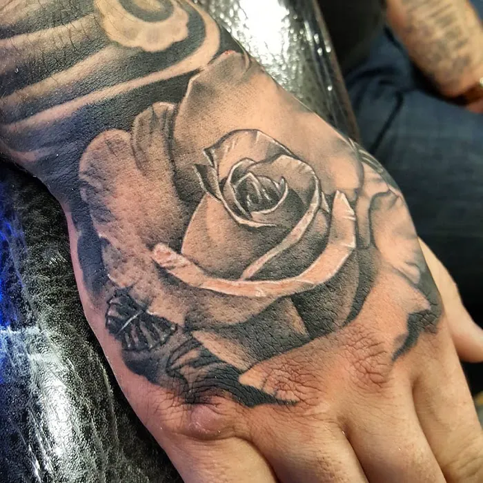 True Line Tattoo 0