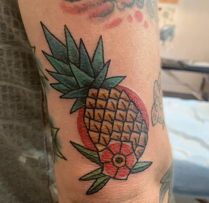 Floating World Tattoos and Body Piercing 5