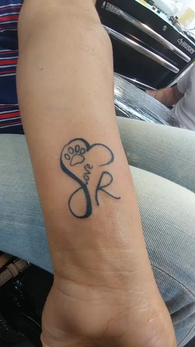 M & M Tattooing 2