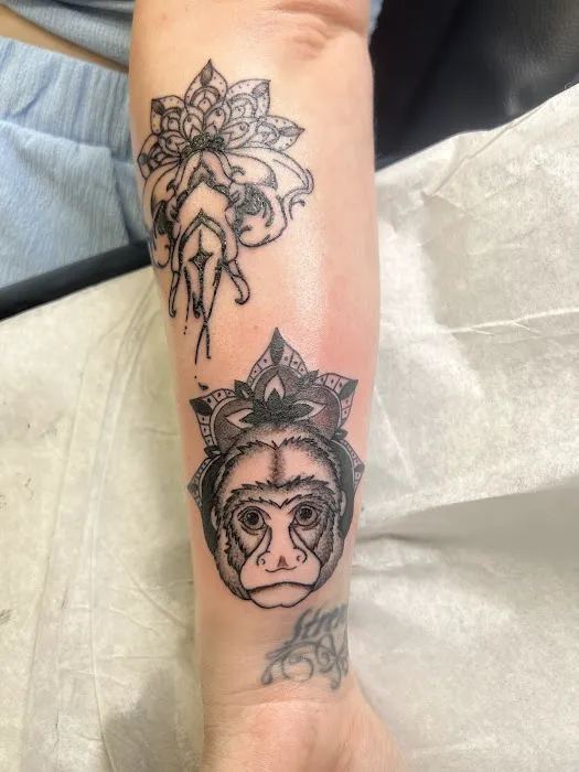 Jolie Femme Permanent Makeup & Tiny Tattoos 3
